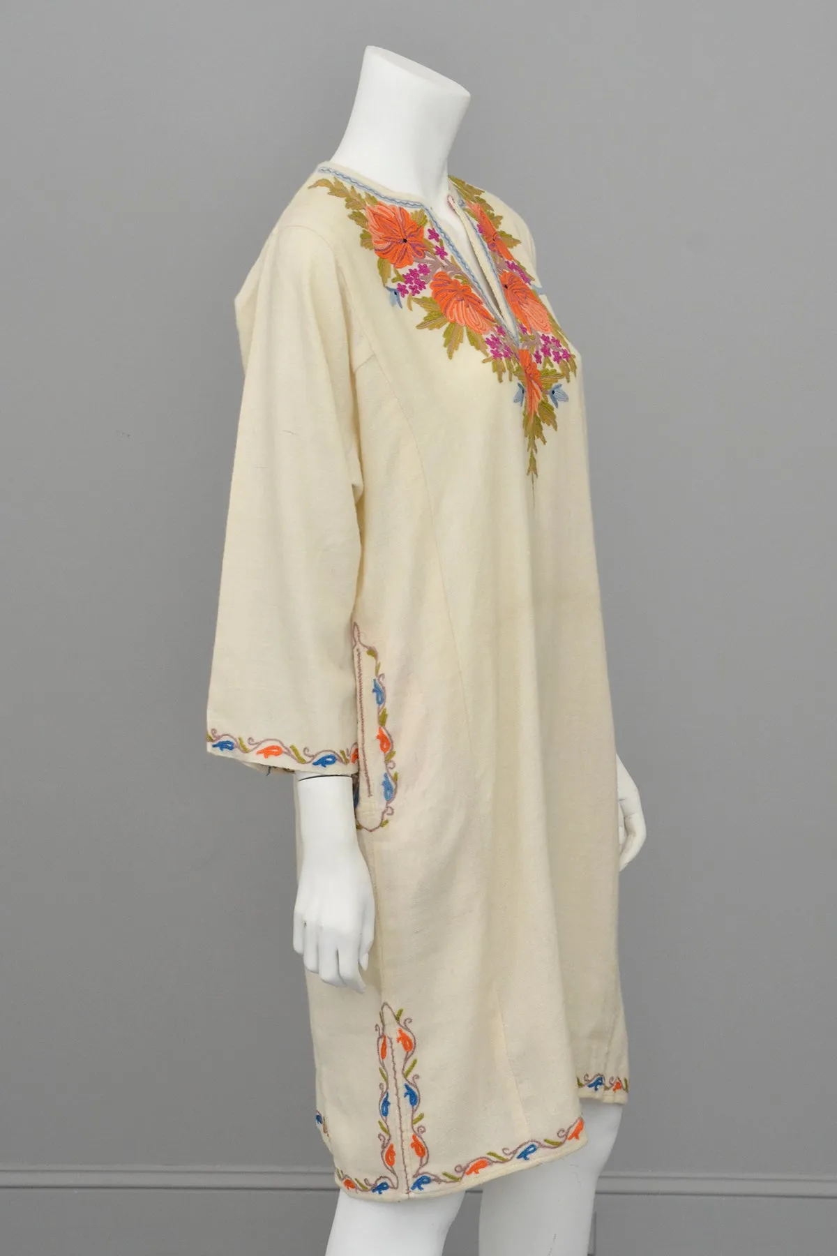 1970s Embroidered Off-White Wool Tunic Caftan Dress, Size L