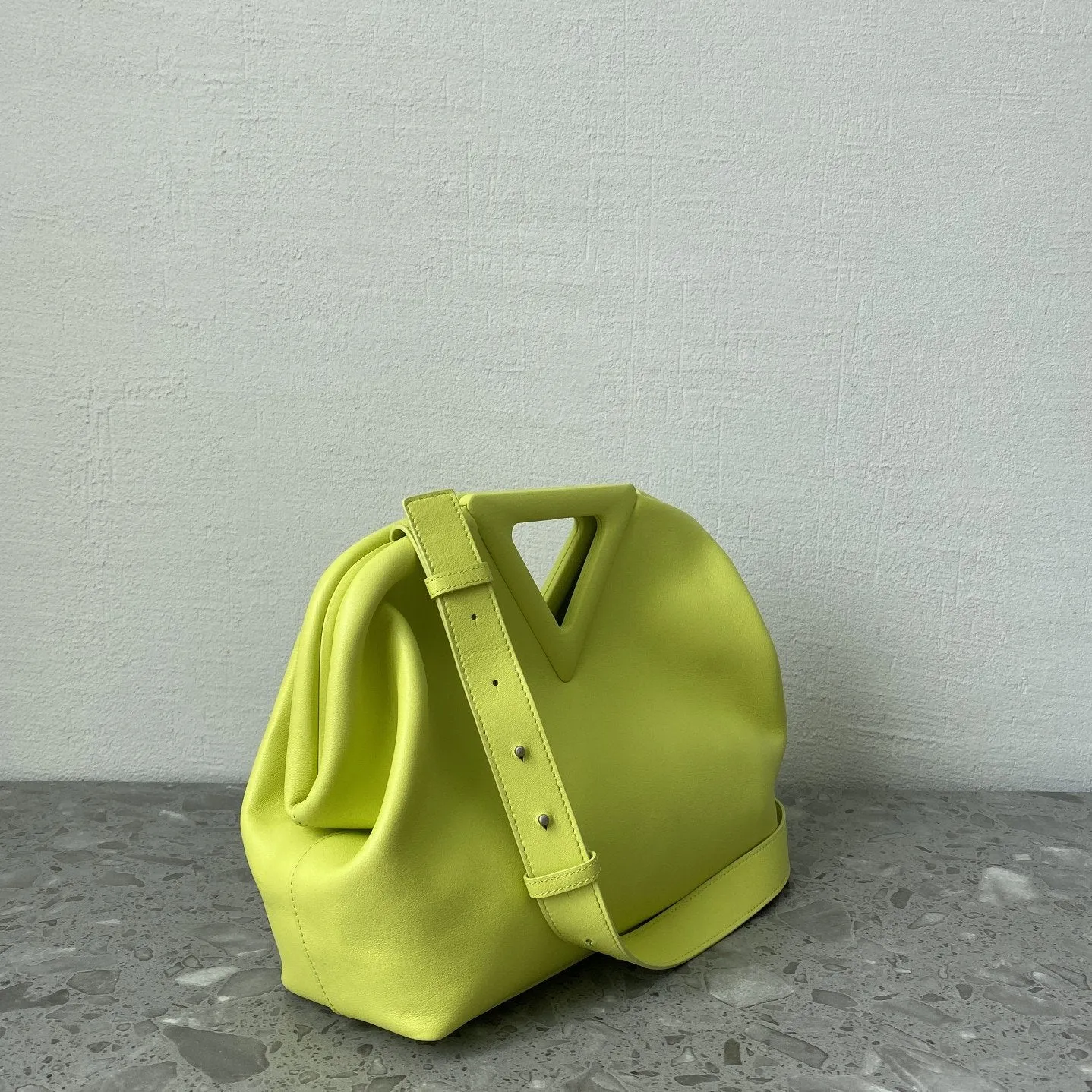 BV Point Light Yellow, For Women, Women’s Bags 13.7in/35cm