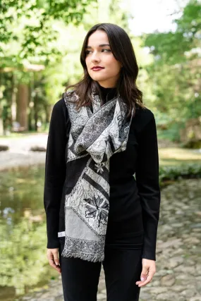 Embroidered Wool Scarf - Nova