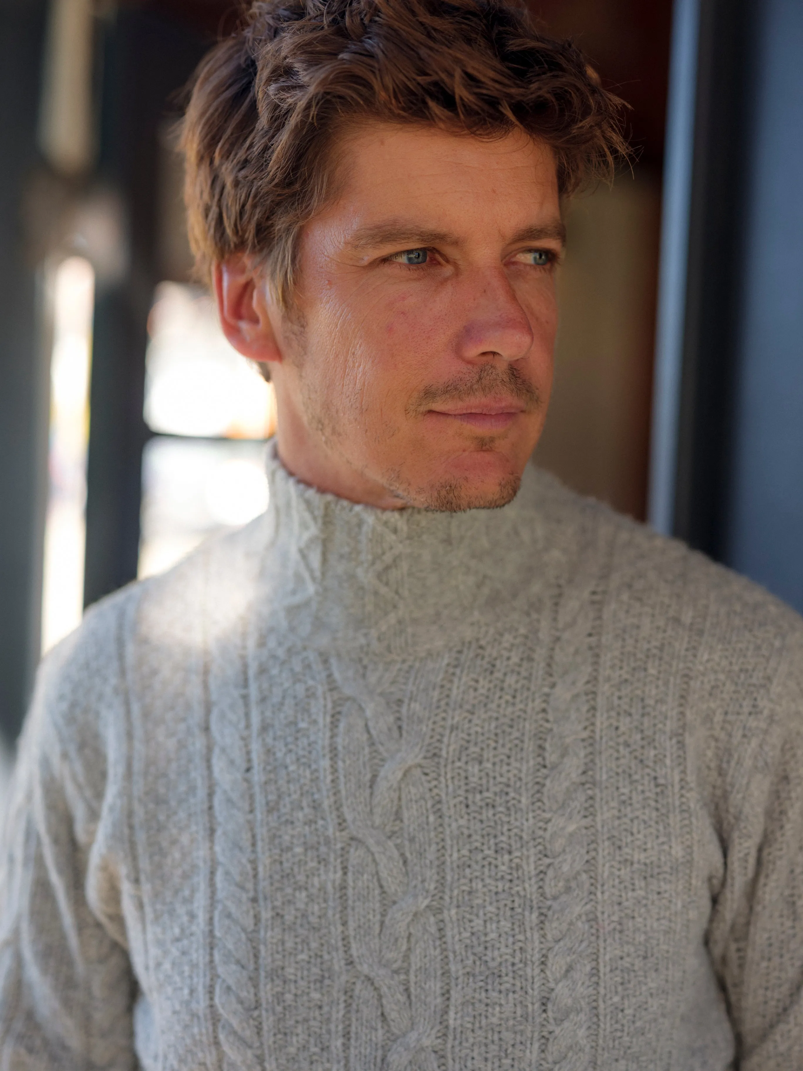 Fisherman Cable Turtleneck - Light Gray