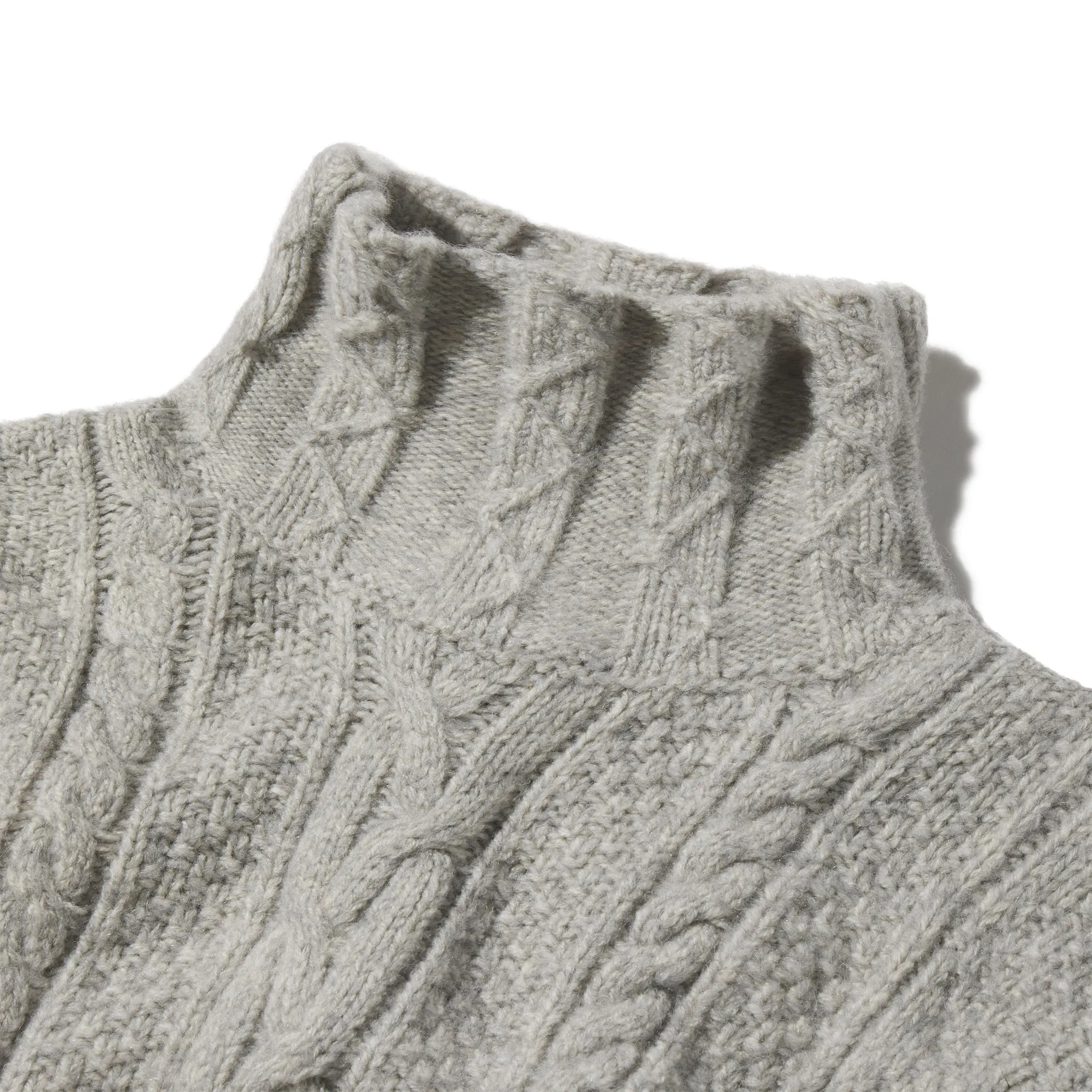 Fisherman Cable Turtleneck - Light Gray