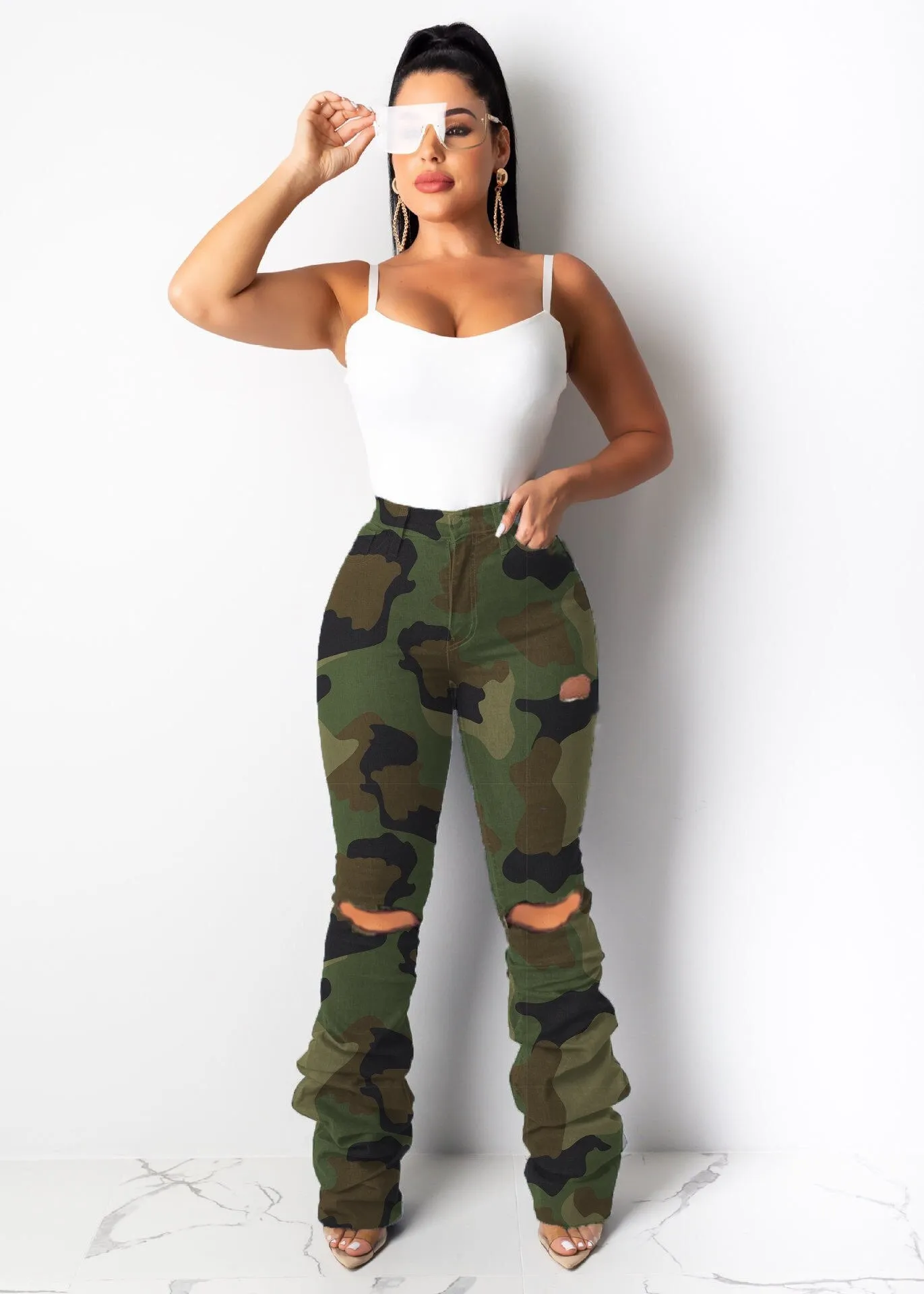 Getadme Camo Flare Cargo Pants For Women High Waist Big Size Camouflage Print Baggy Techwear Patchwork Pocket Summer Streetwear Trousers