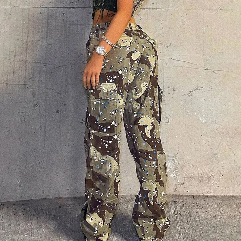 Getadme Camo Flare Cargo Pants For Women High Waist Big Size Camouflage Print Baggy Techwear Patchwork Pocket Summer Streetwear Trousers