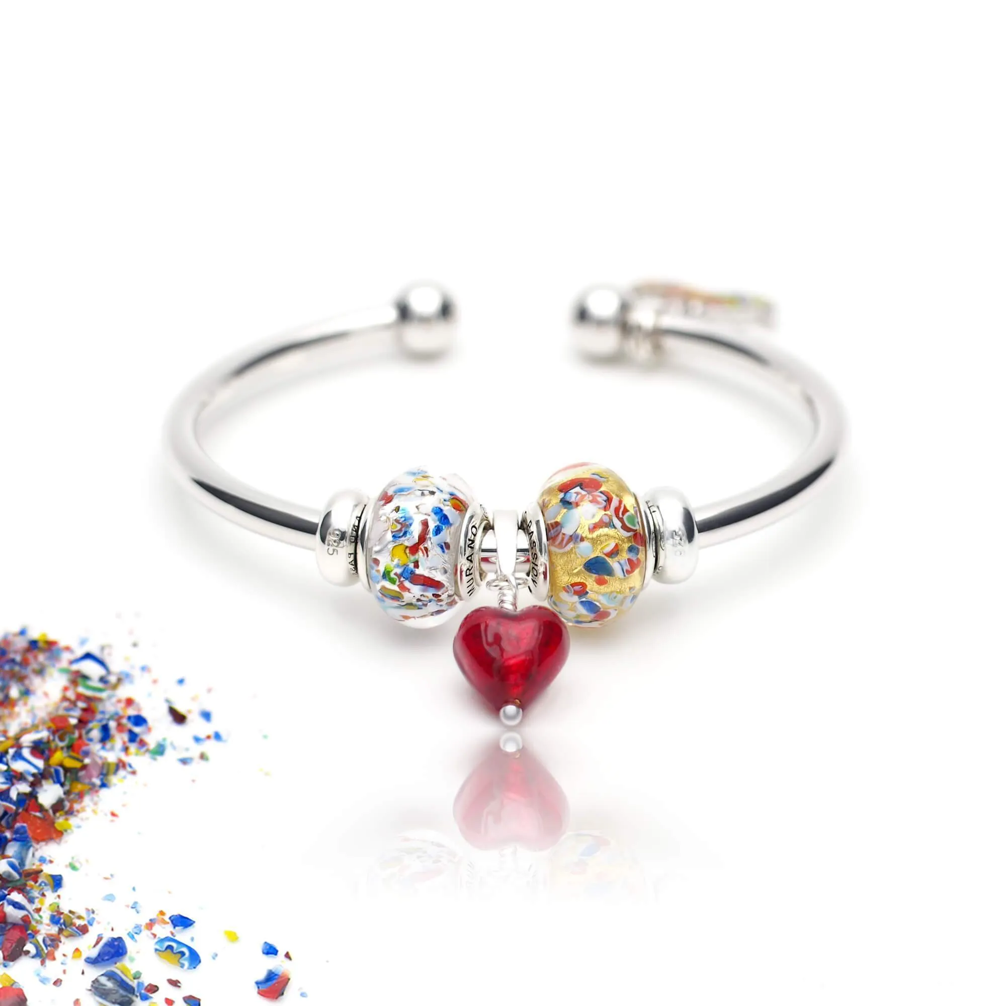 The Kiss Elegance Bangle