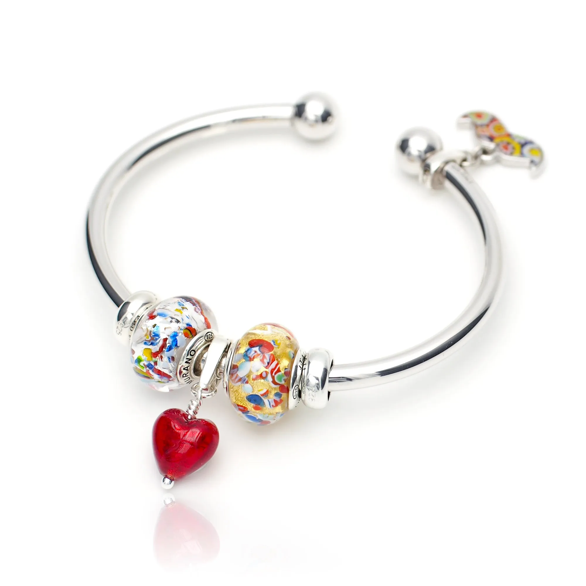 The Kiss Elegance Bangle