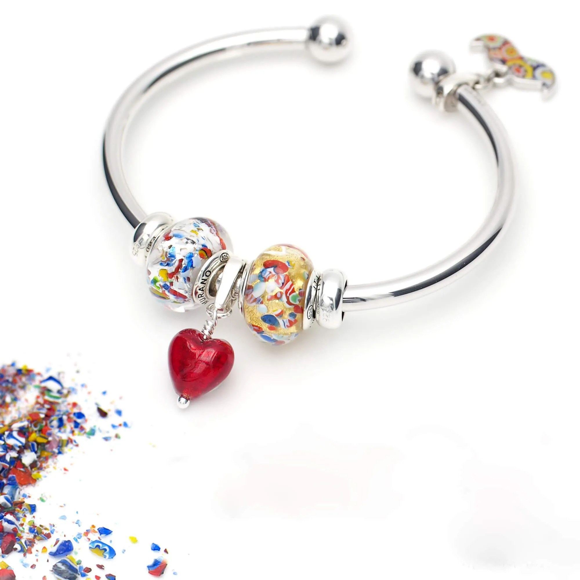 The Kiss Elegance Bangle